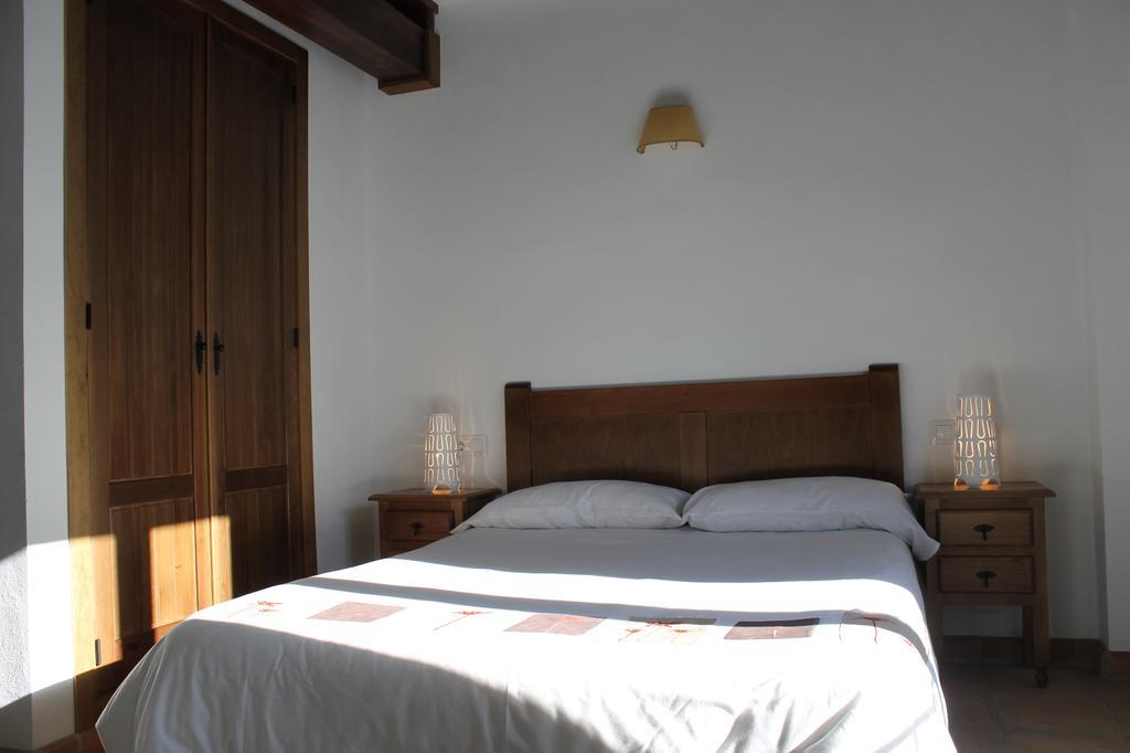 Apartamentos Real Fabrica Hojalata Juzcar Phòng bức ảnh