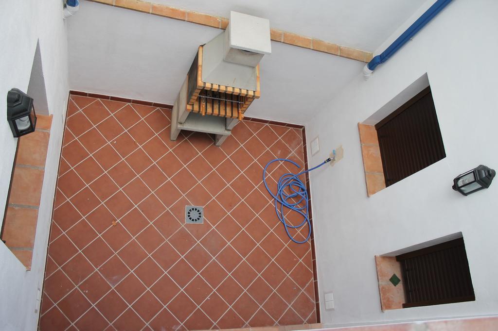 Apartamentos Real Fabrica Hojalata Juzcar Ngoại thất bức ảnh